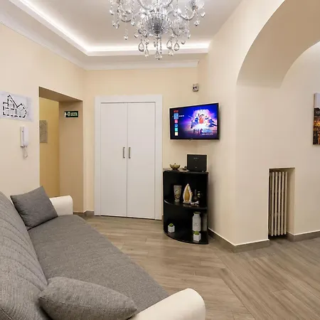 Giulya Guesthouse Hospety Group-3